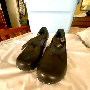 Dansko platform mary janes black leather